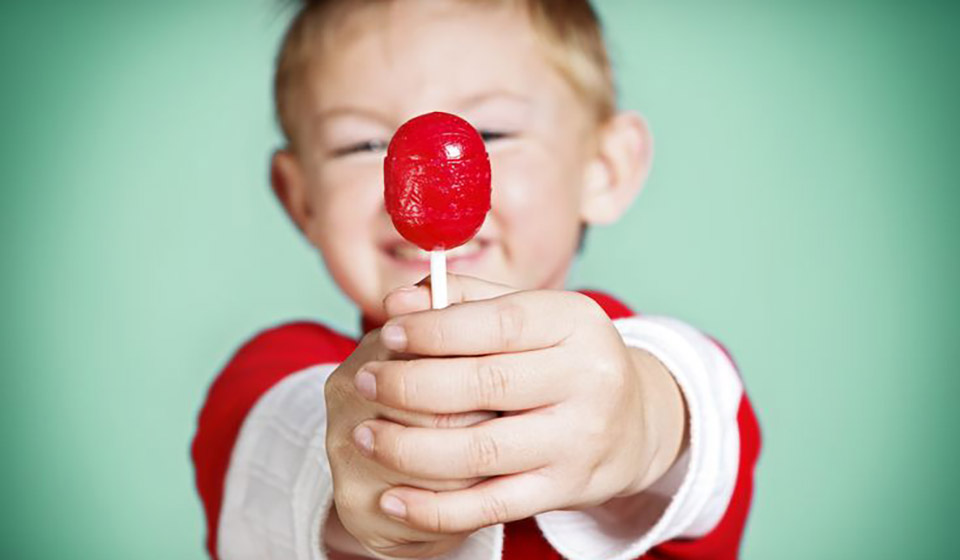 آب‌نبات ترش در کلاس ۷–۸ سال و تجربه واقعی از توجه و ارزش‌گذاری بین دانش‌آموزان